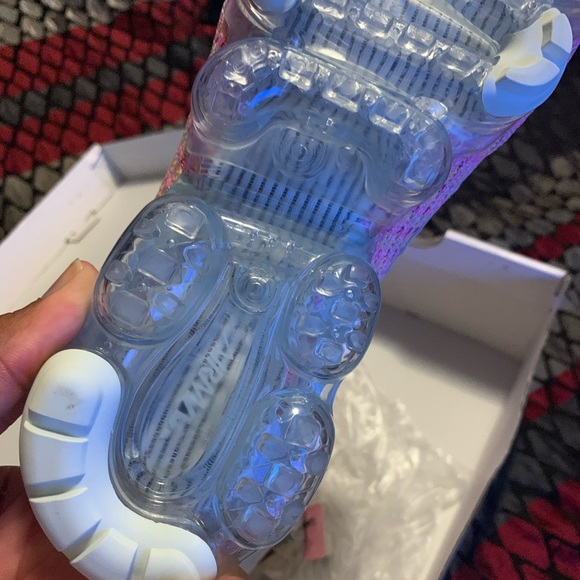 Women’s Vapormax Flyknit 3 - Picture 5 of 7
